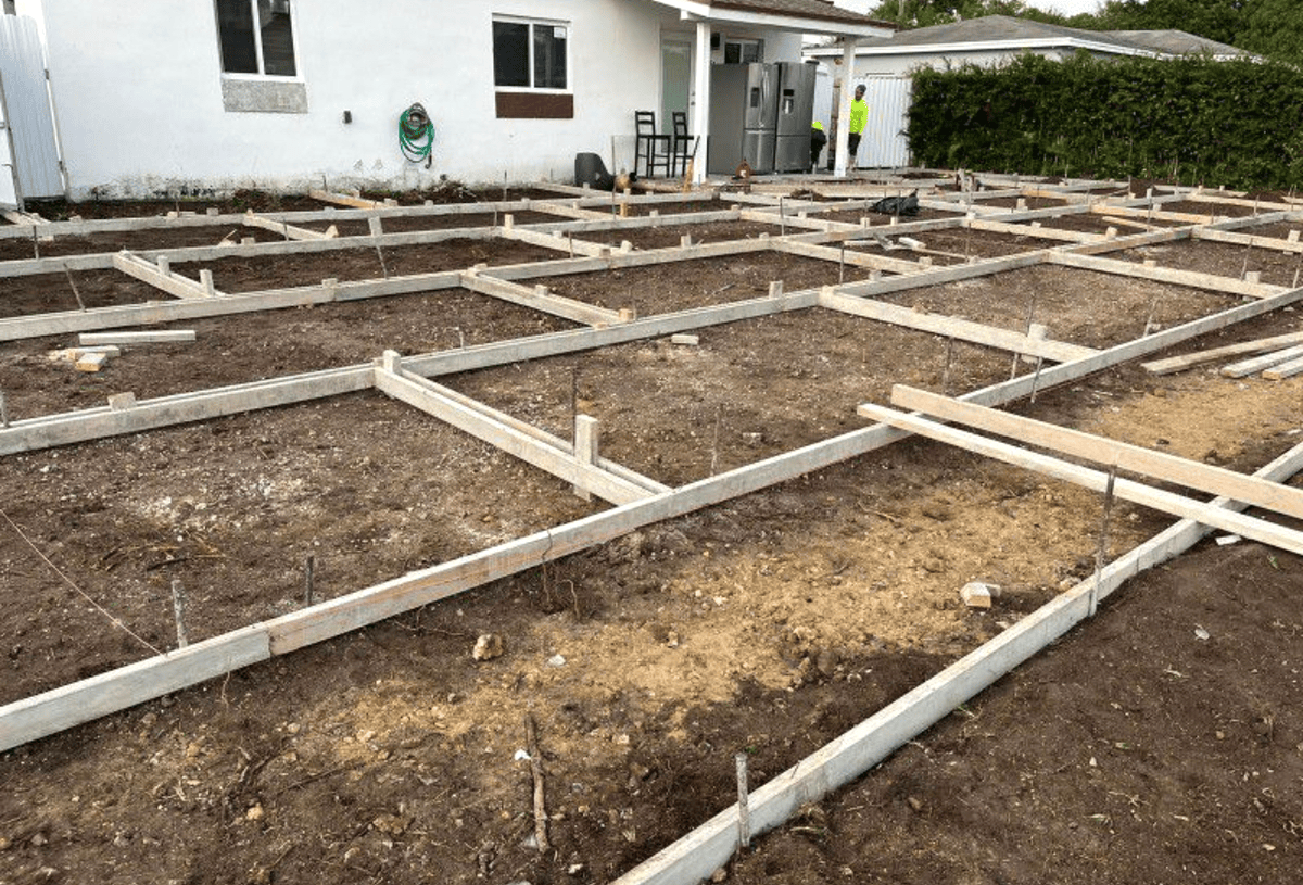 Lauderhill FL Concrete Concrete Pool Decks in Lauderhill - concrete overlay for pools